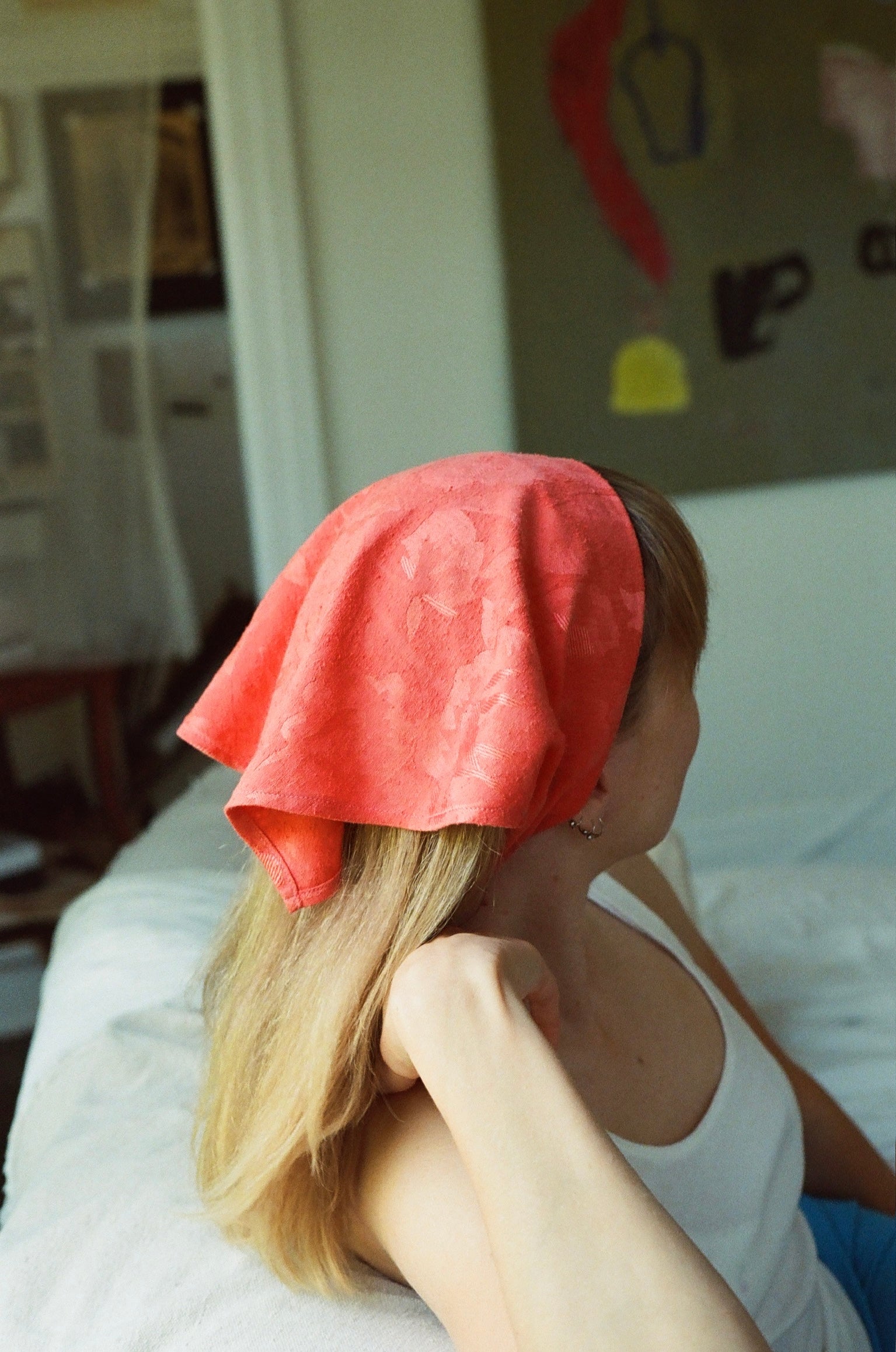 Headscarf in coral